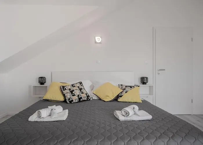 Ami Apartments